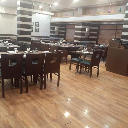 Sanobar The Midtown Hotel Мусори Екстериор снимка