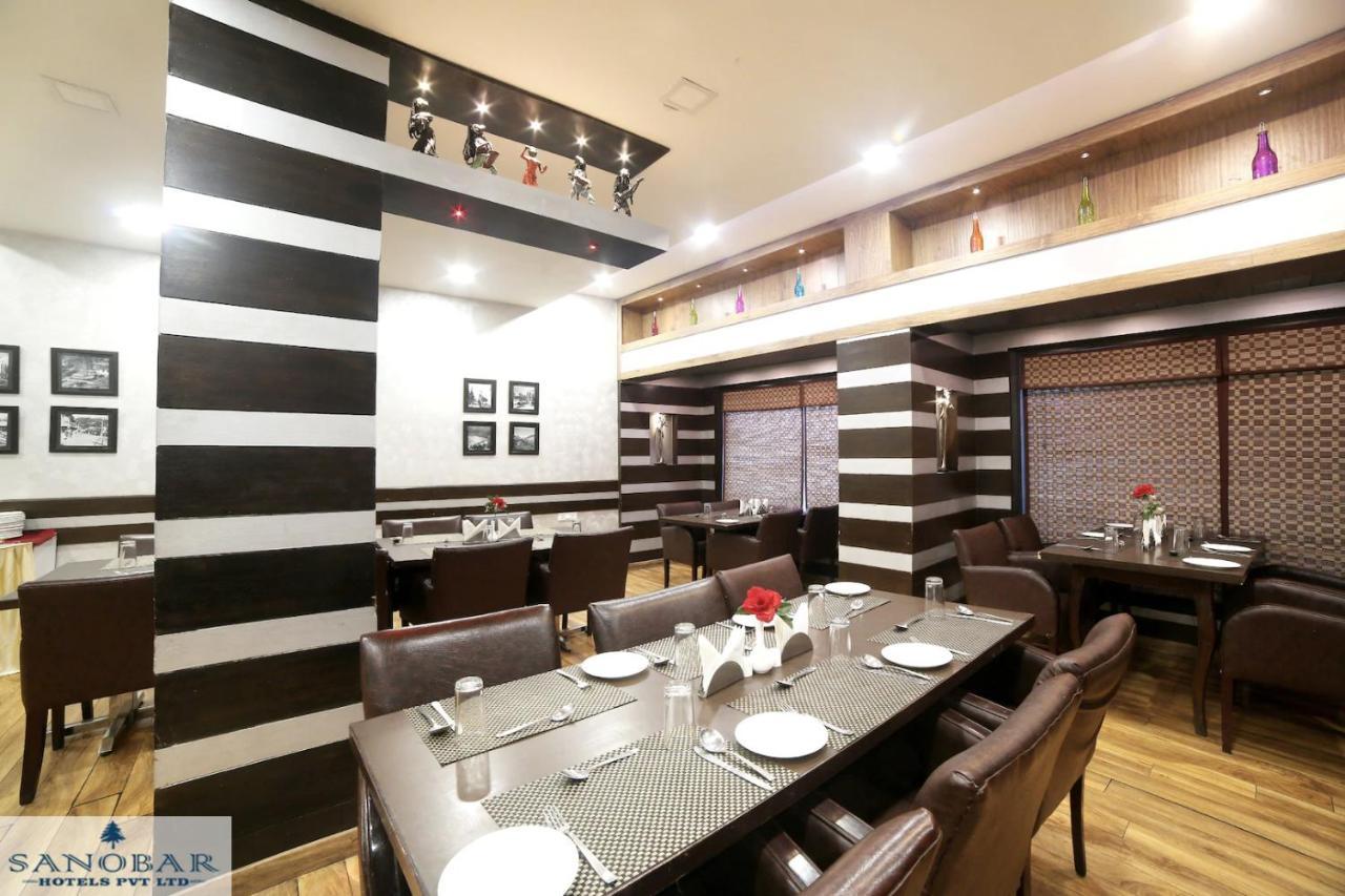 Sanobar The Midtown Hotel Мусори Екстериор снимка